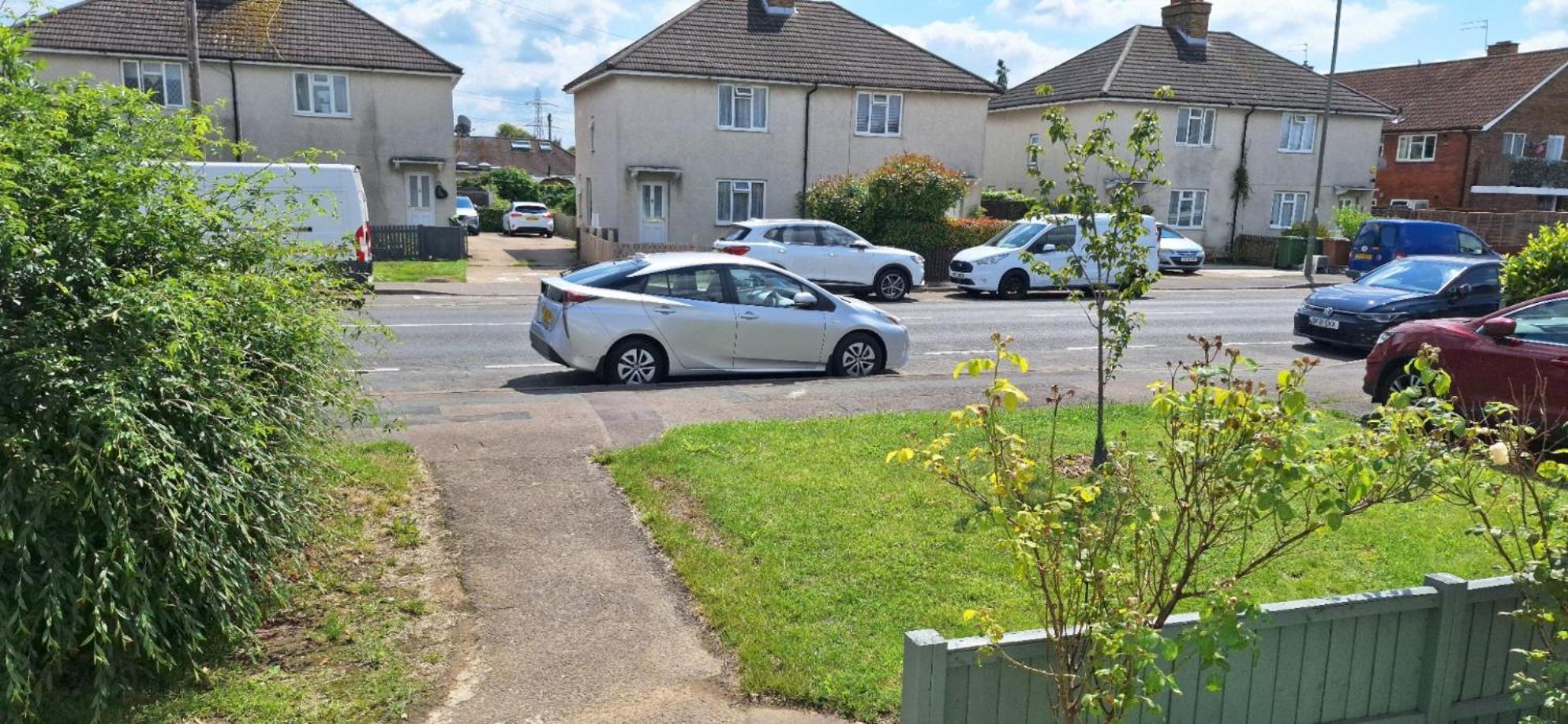 New 3 Bedrooms Flat In Ashford Near Heathrow Exterior photo
